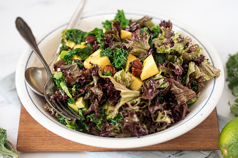 Grünkohl-Avocado-Salat