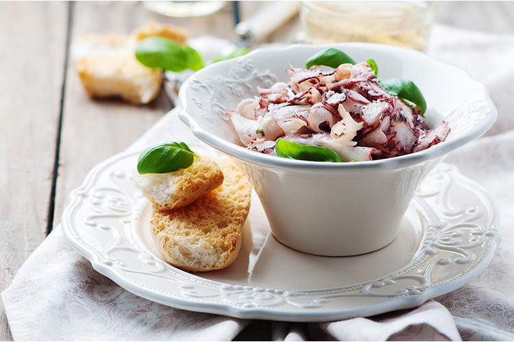 Carpaccio di Polpo - Tintenfisch Carpaccio
