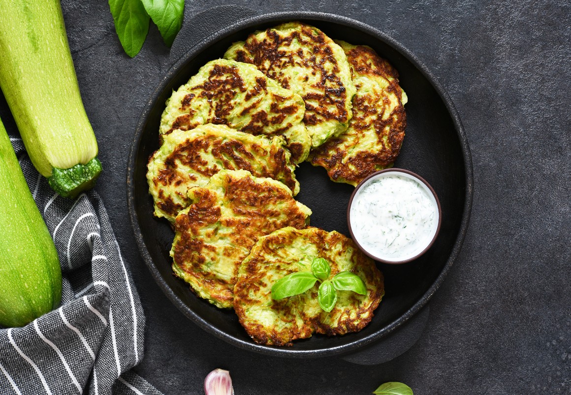 Zucchinifrikadellen mit Käse - Rezept