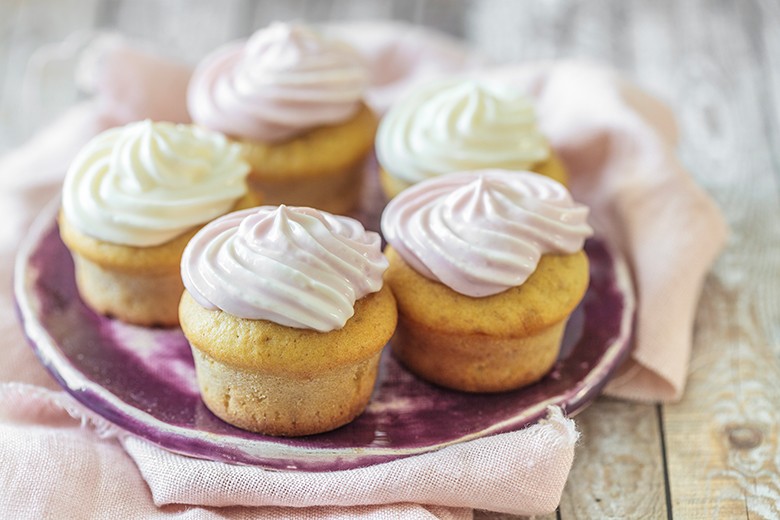 Dinkel-Cupcakes mit Vanille