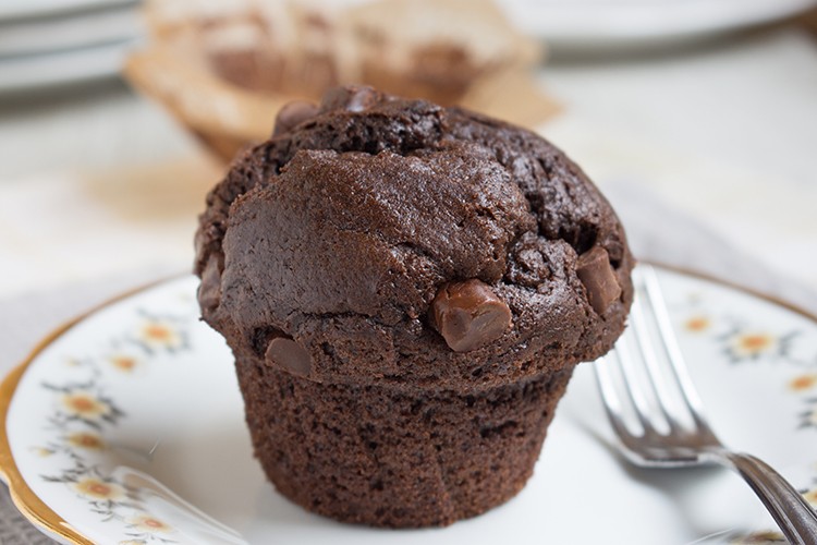 Schokoladenmuffins mit Joghurt und Rum