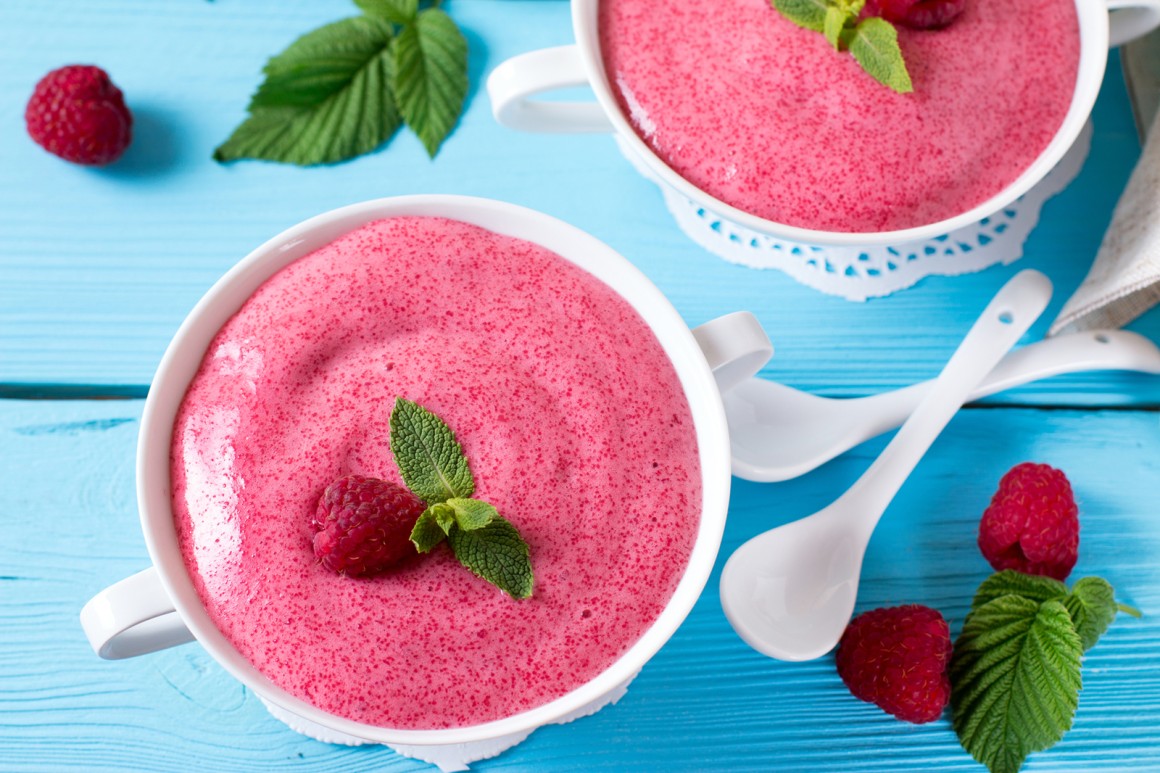 Grießbrei mit Himbeeren
