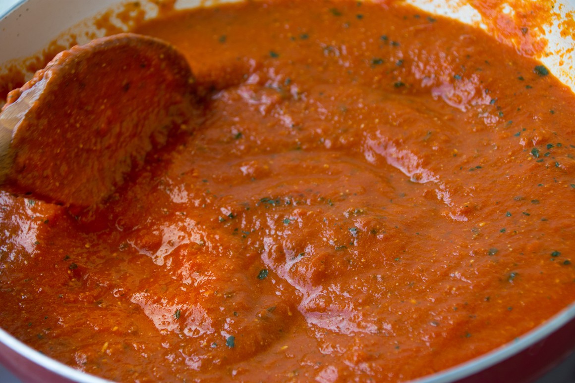 Neapolitanische Tomatensauce