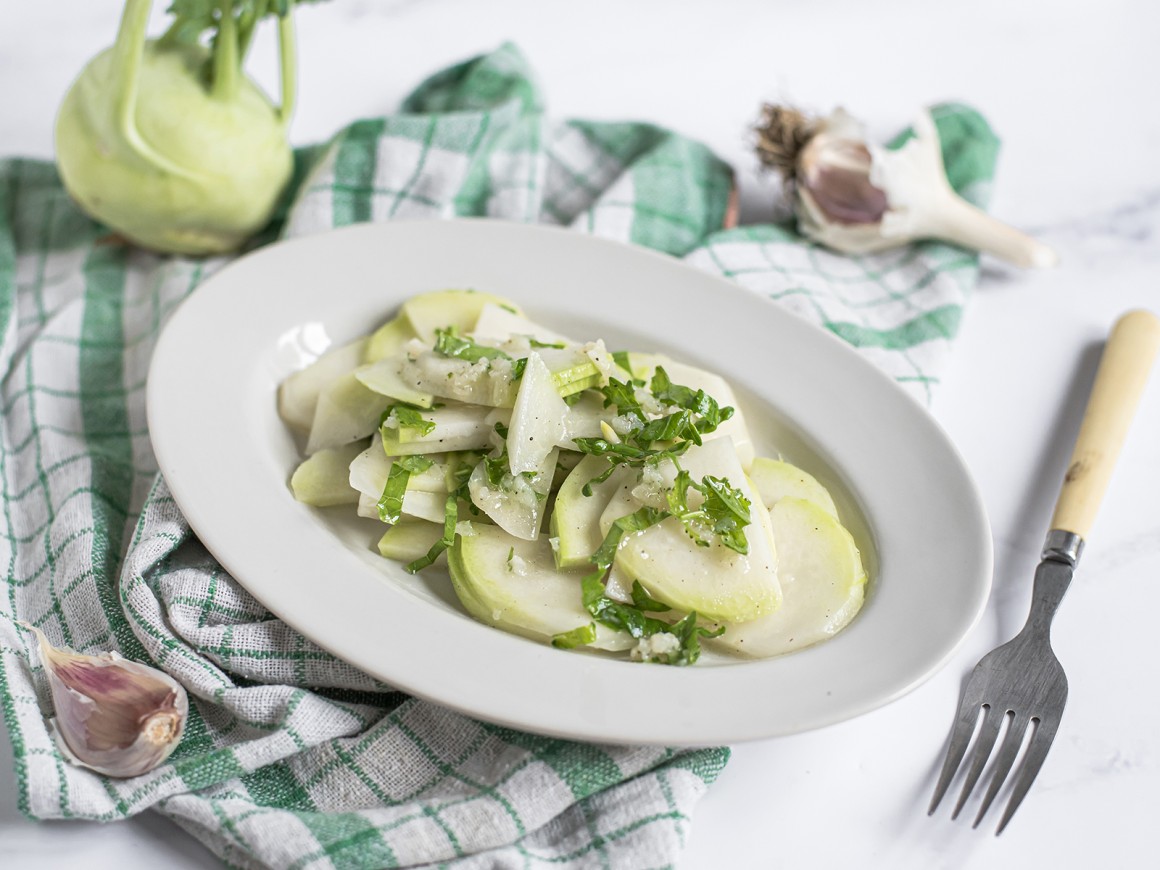 Einfacher Kohlrabisalat