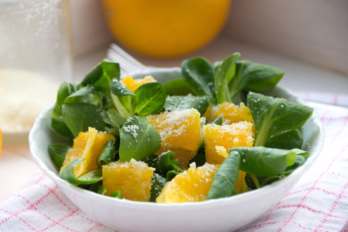 Feldsalat mit Orangen