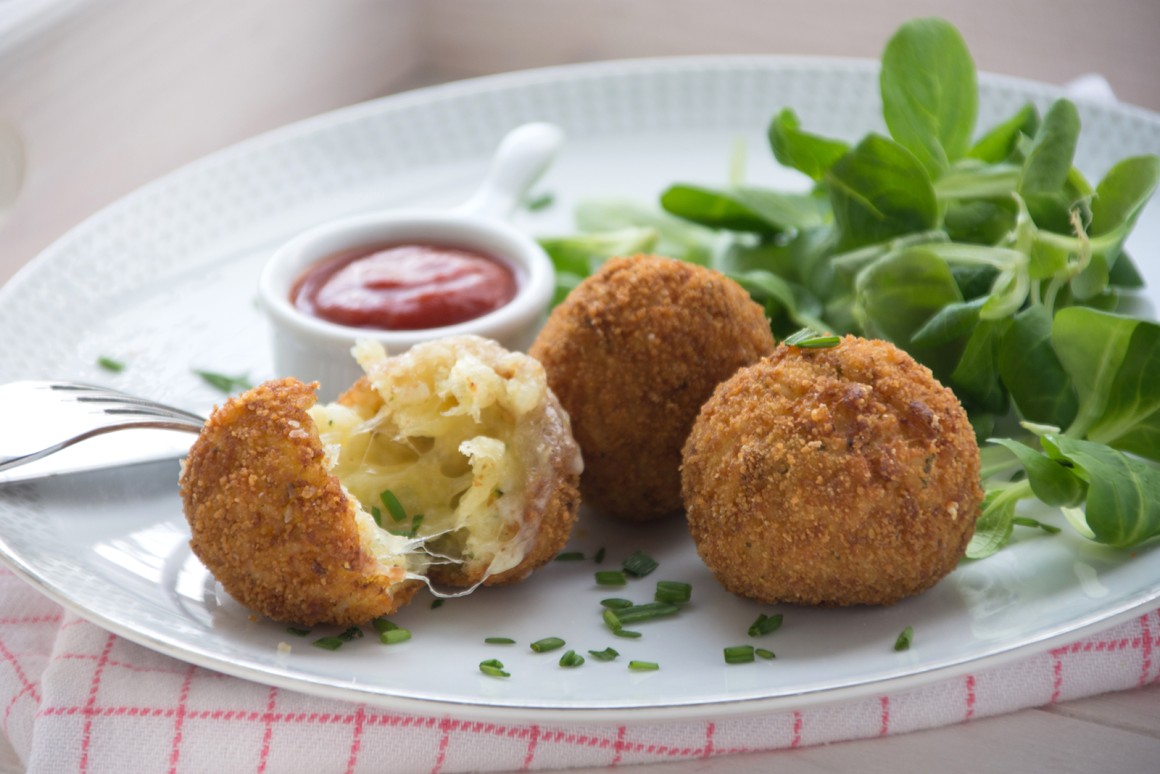 Reiskroketten mit Chilisauce