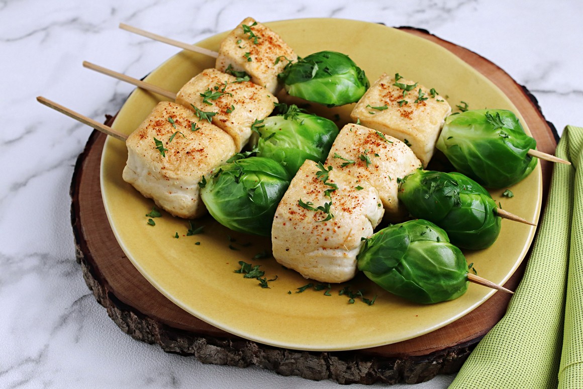 Rosenkohl-Tofu-Spieße