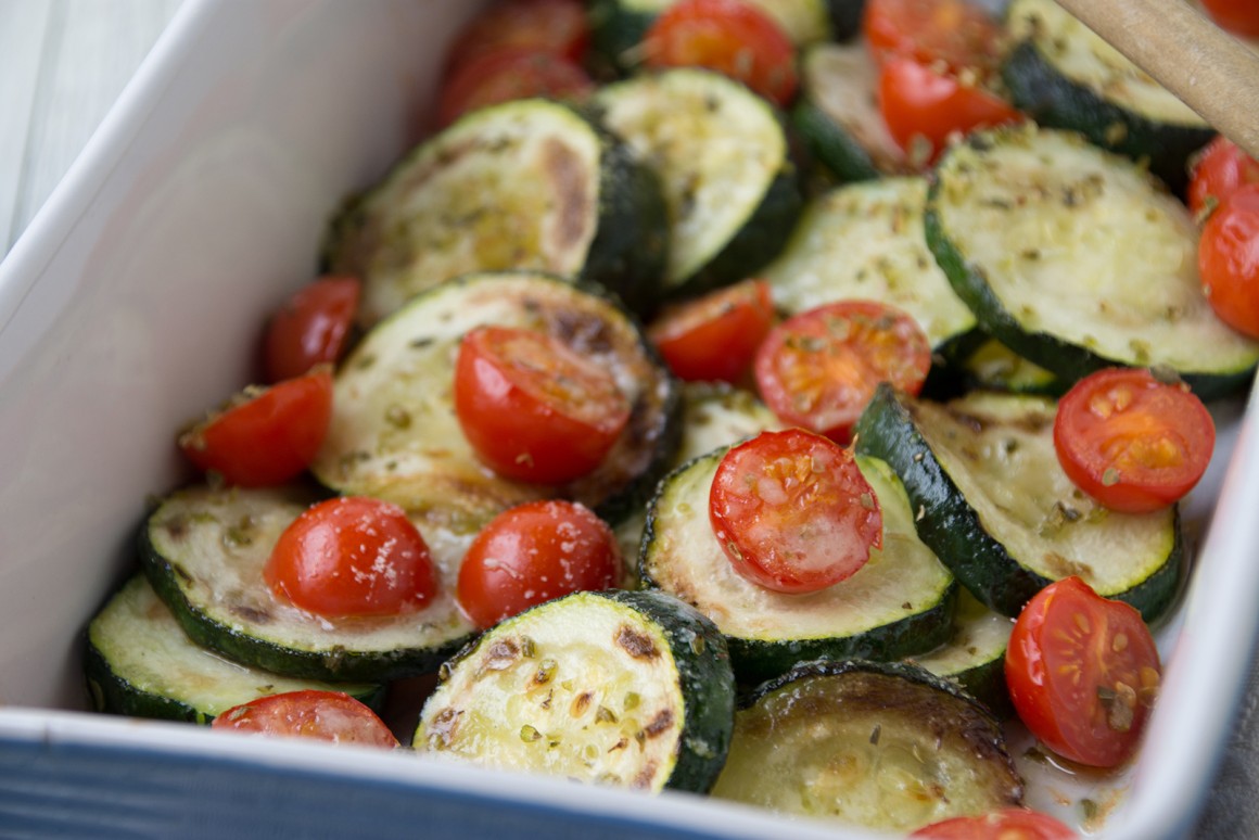 Zucchinigemüse mit Tomaten