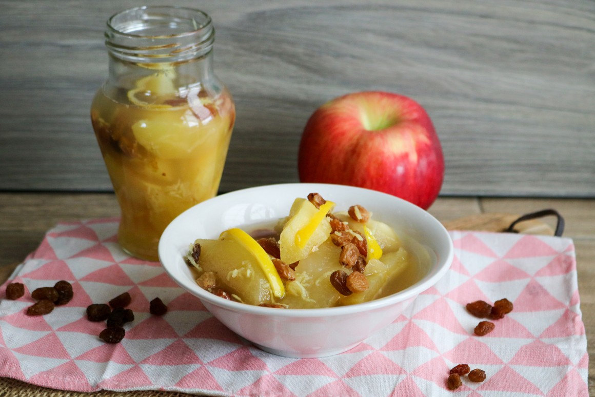 Apfelkompott mit Rosinen - Rezept