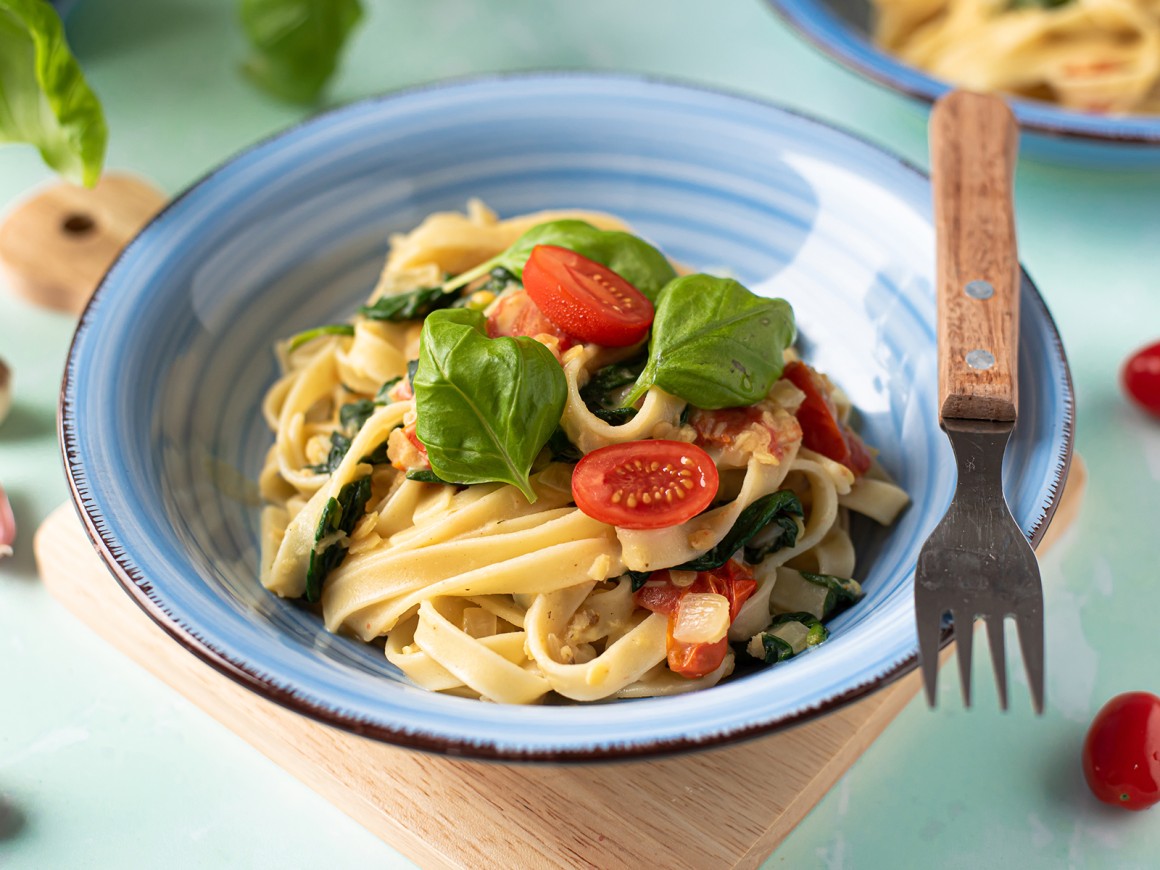 Tagliatelle mit roten Linsen