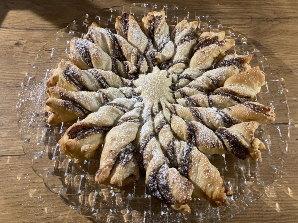 Gewrungener Blätterteig mit Nutella