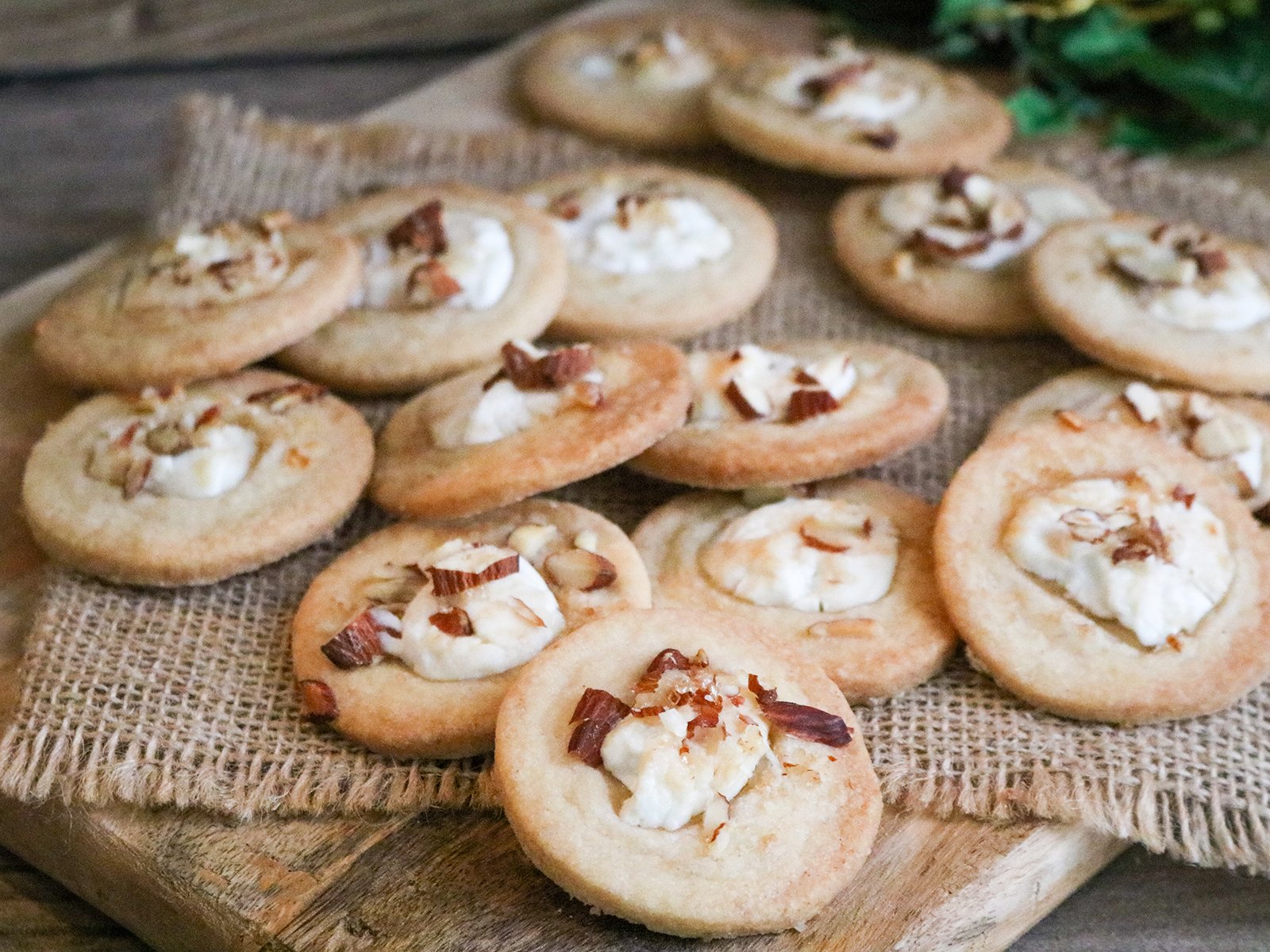 Schmandplätzchen mit Zimt