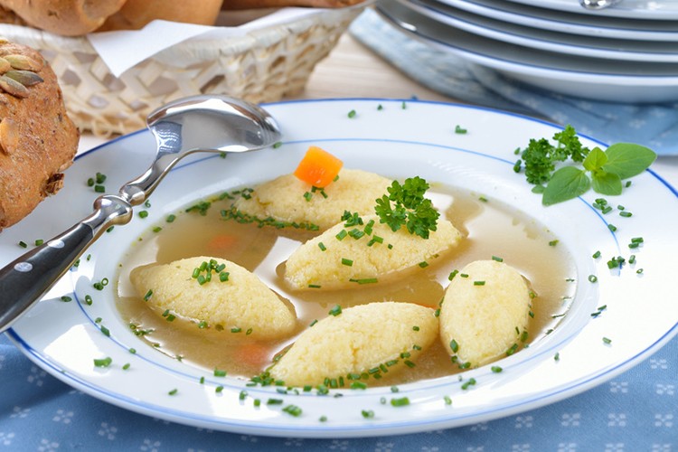 Grießnockerlsuppe