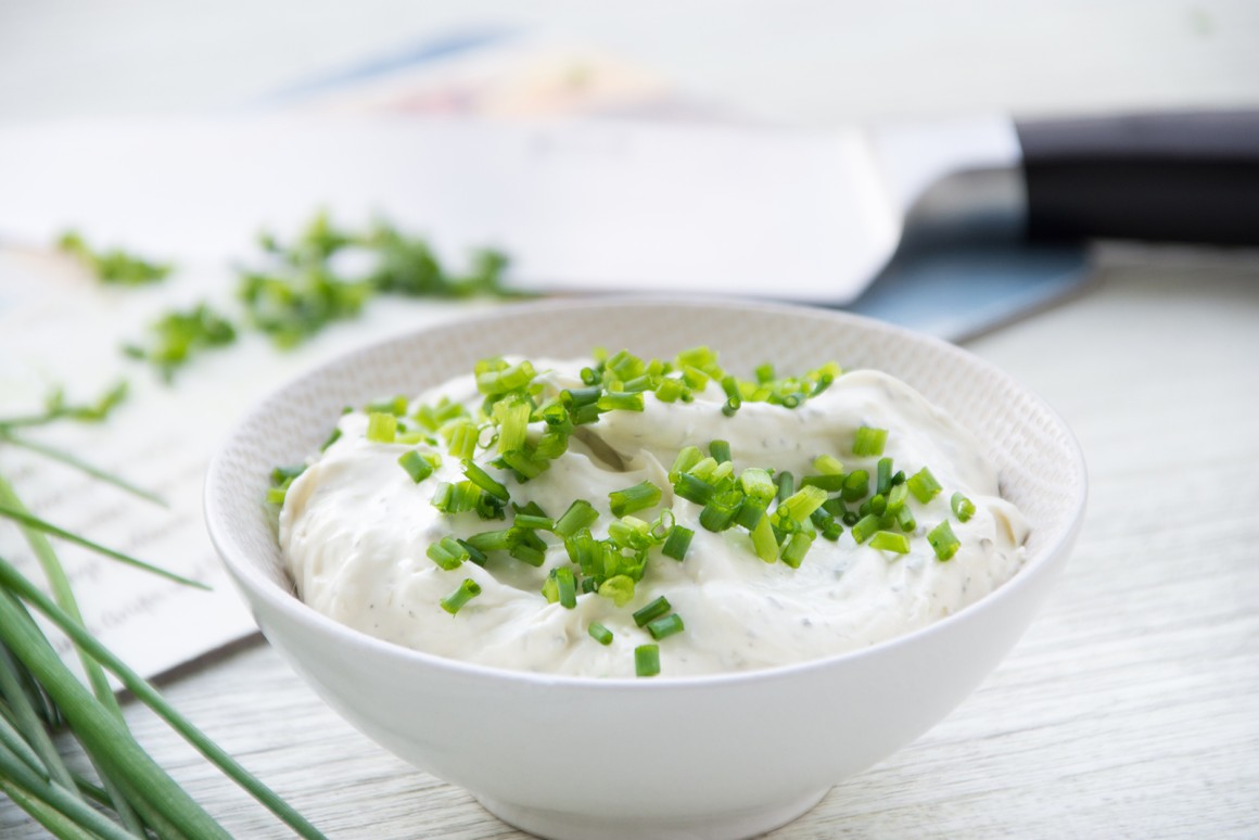 Veganer Creamcheeseaufstrich mit Schnittlauch