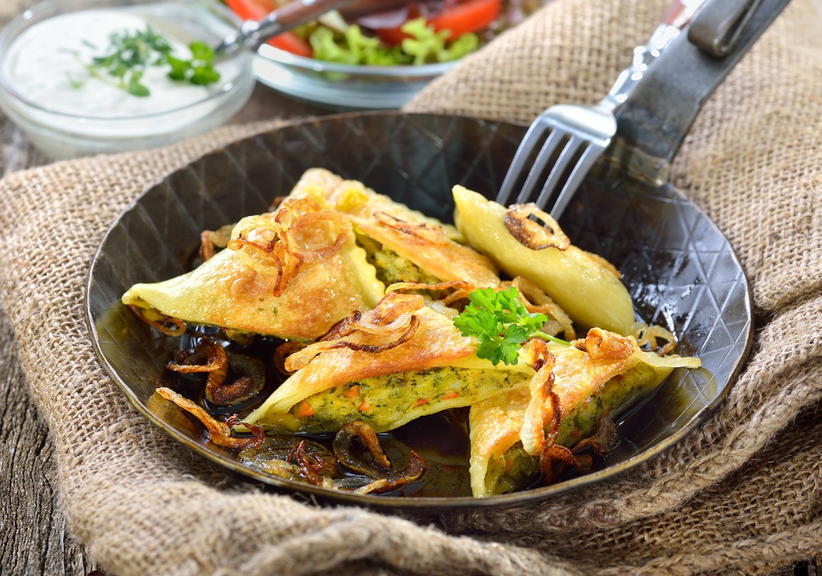 Schwäbische Maultaschen mit Röstzwiebeln