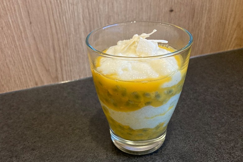 Maracuja-Kokos-Grießbrei