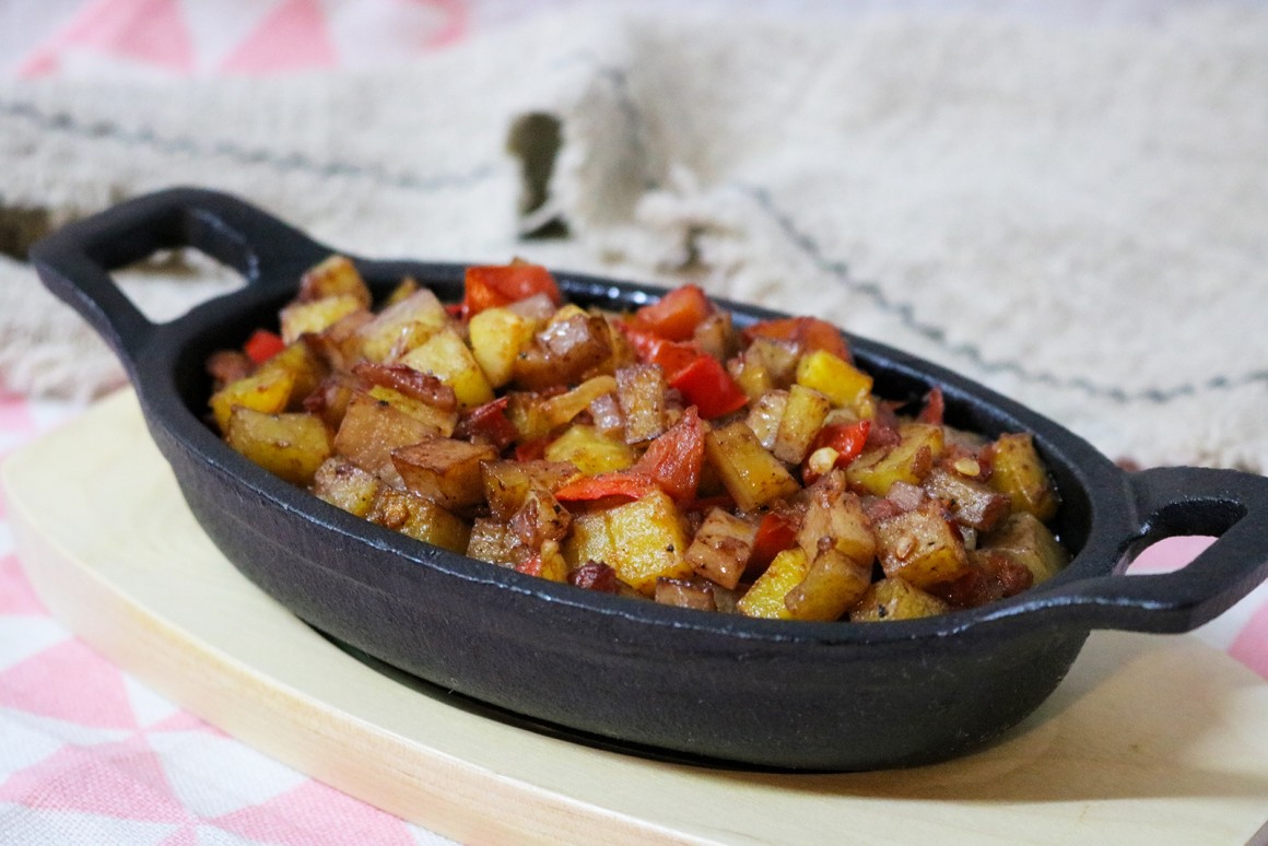 Kartoffeln mit scharfer Sauce