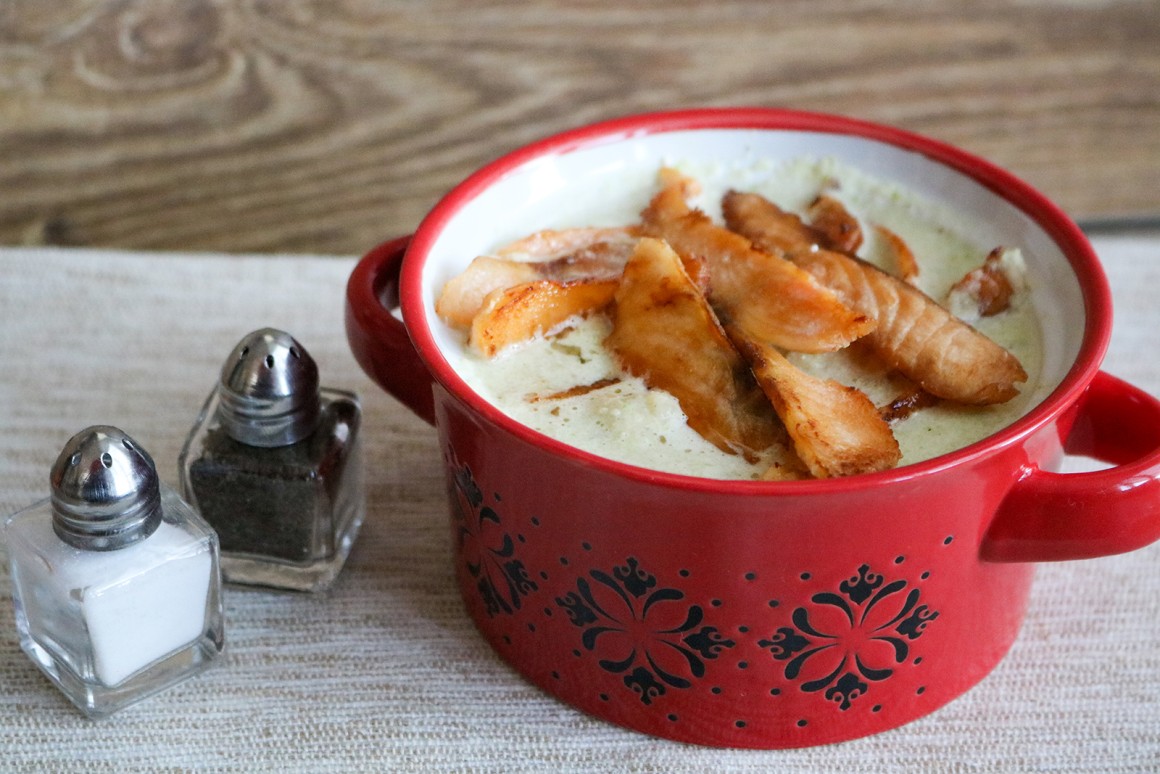 Blumenkohlsuppe mit Lachs