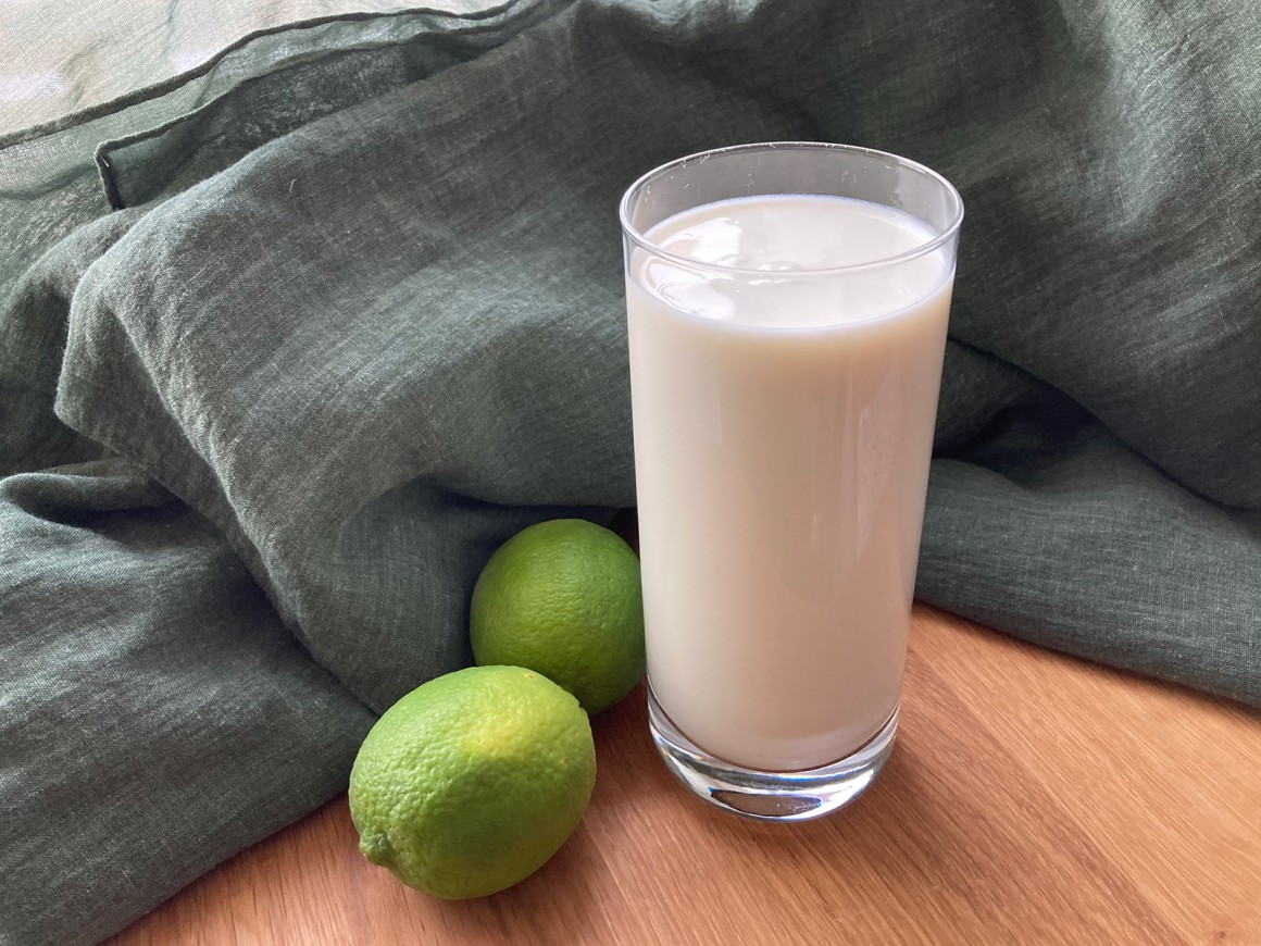 Weißer Mocktail