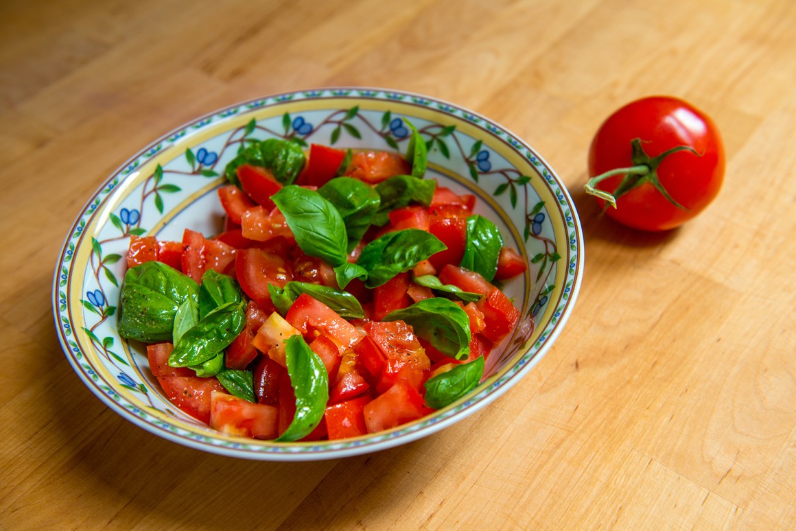 Einfacher Tomatensalat - Rezept