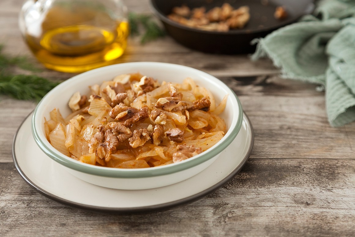 Fenchel mit gerösteten Walnüssen
