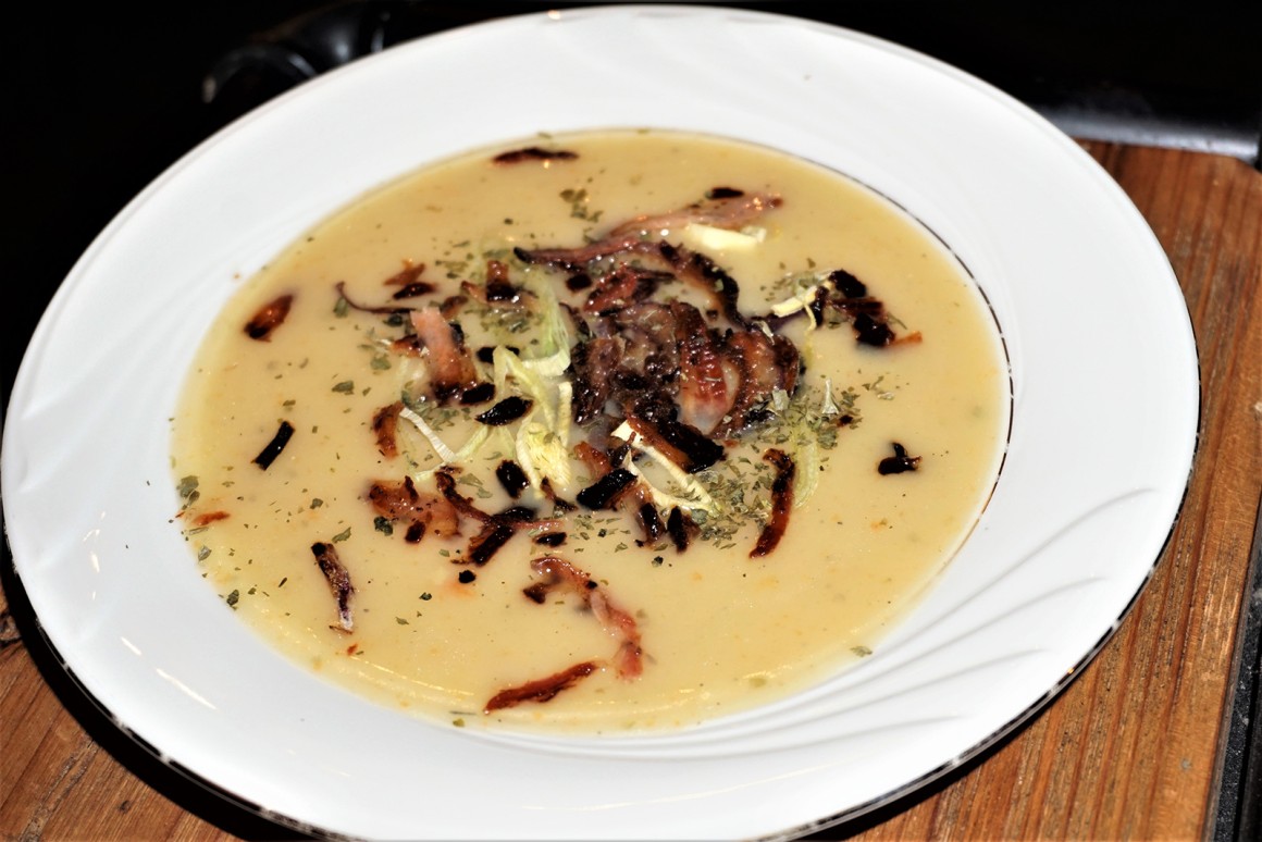 Kartoffelsuppe mit Speck - Rezept