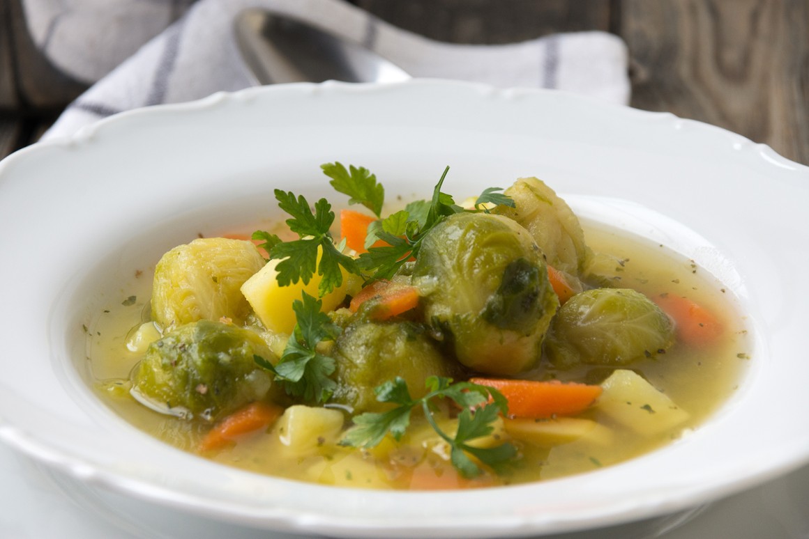 Omas Rosenkohlsuppe