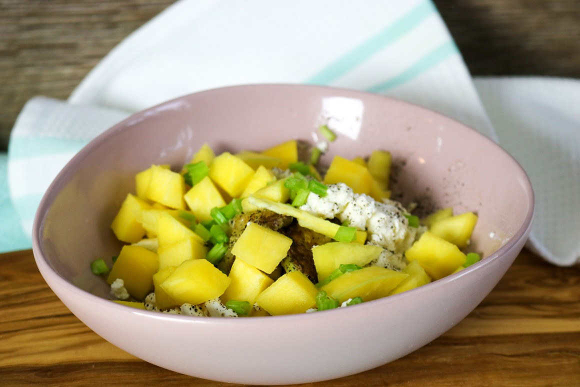 Zucchinisalat mit Feta