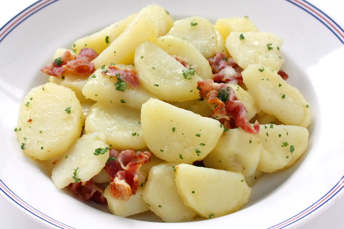 Würziger Kartoffelsalat mit Speck