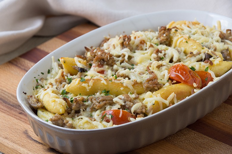 Schupfnudeln-Auflauf mit Sauerkraut und Hackfleisch