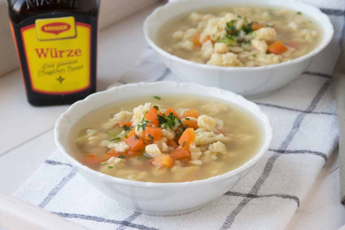 Schnelle Riebelesuppe