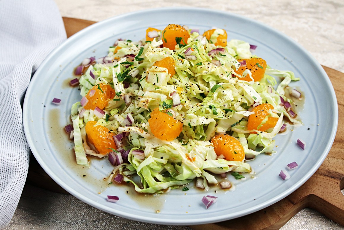 Spitzkohlsalat mit Mandarinen