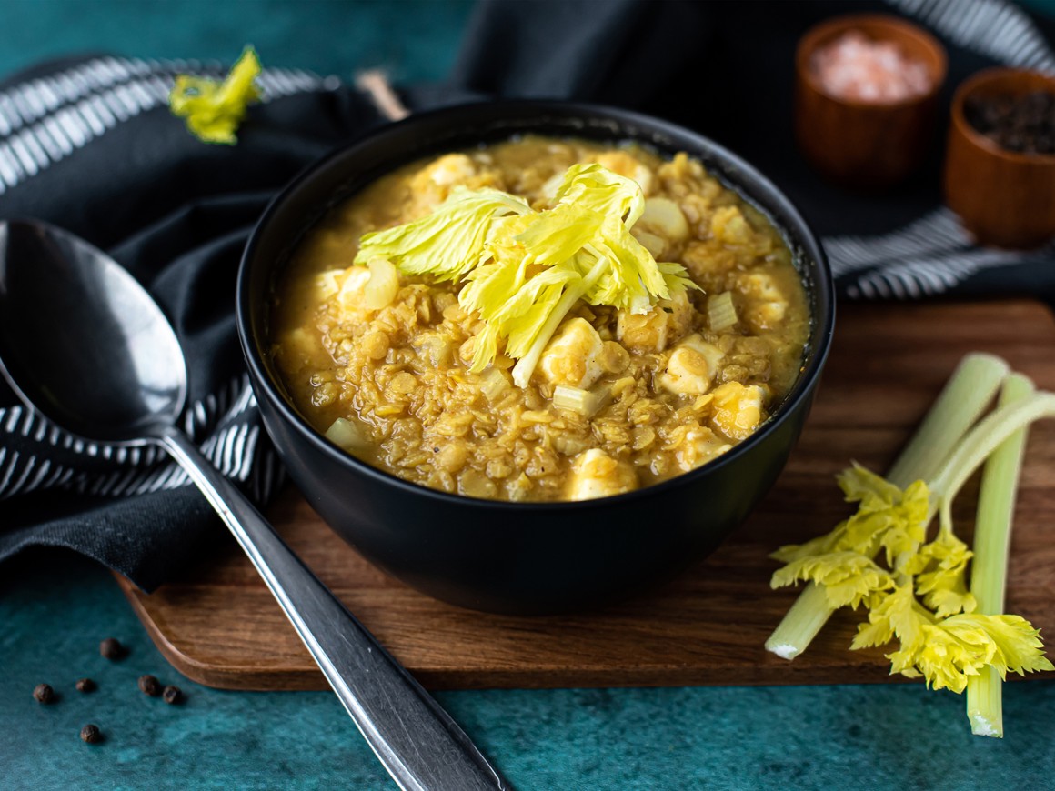 Linsensuppe mit Hirtenkäse