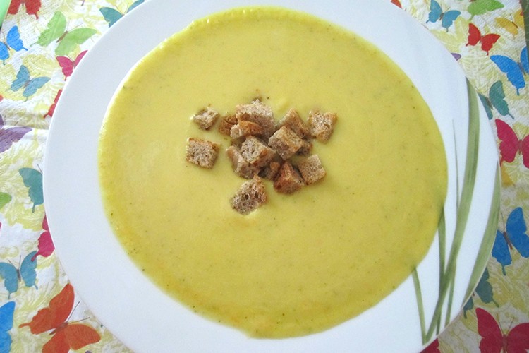 Zucchinicremesuppe