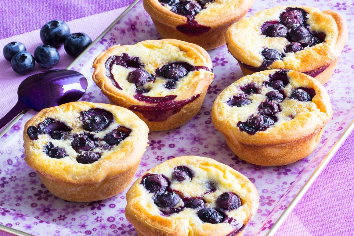 Hefeküchlein mit Heidelbeeren