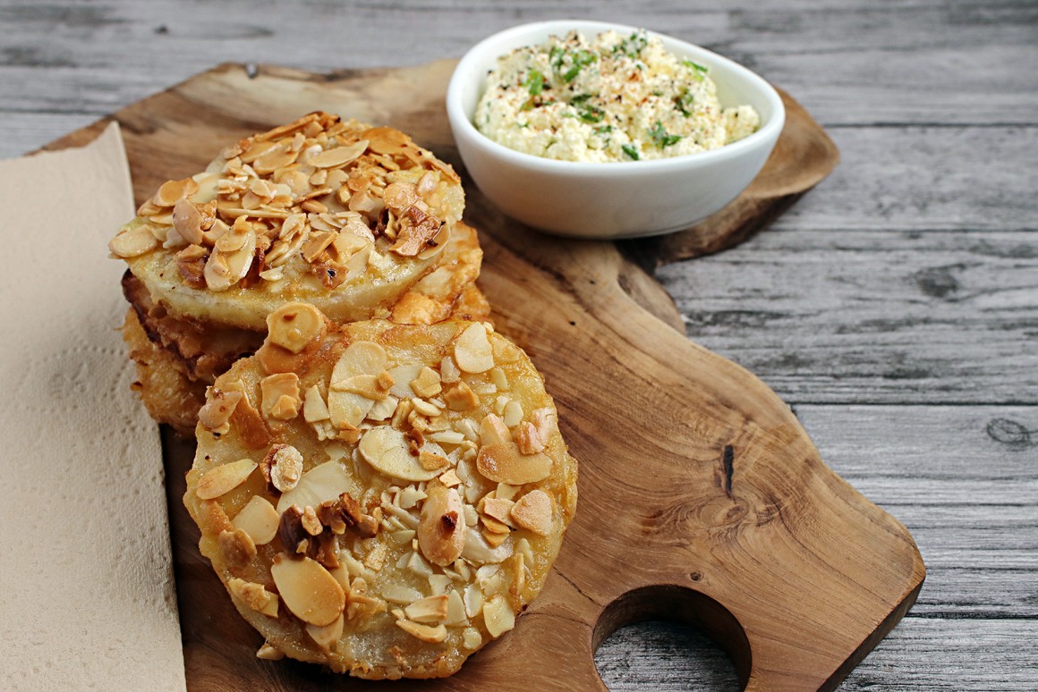 Kohlrabi-Schnitzel mit Mandeln
