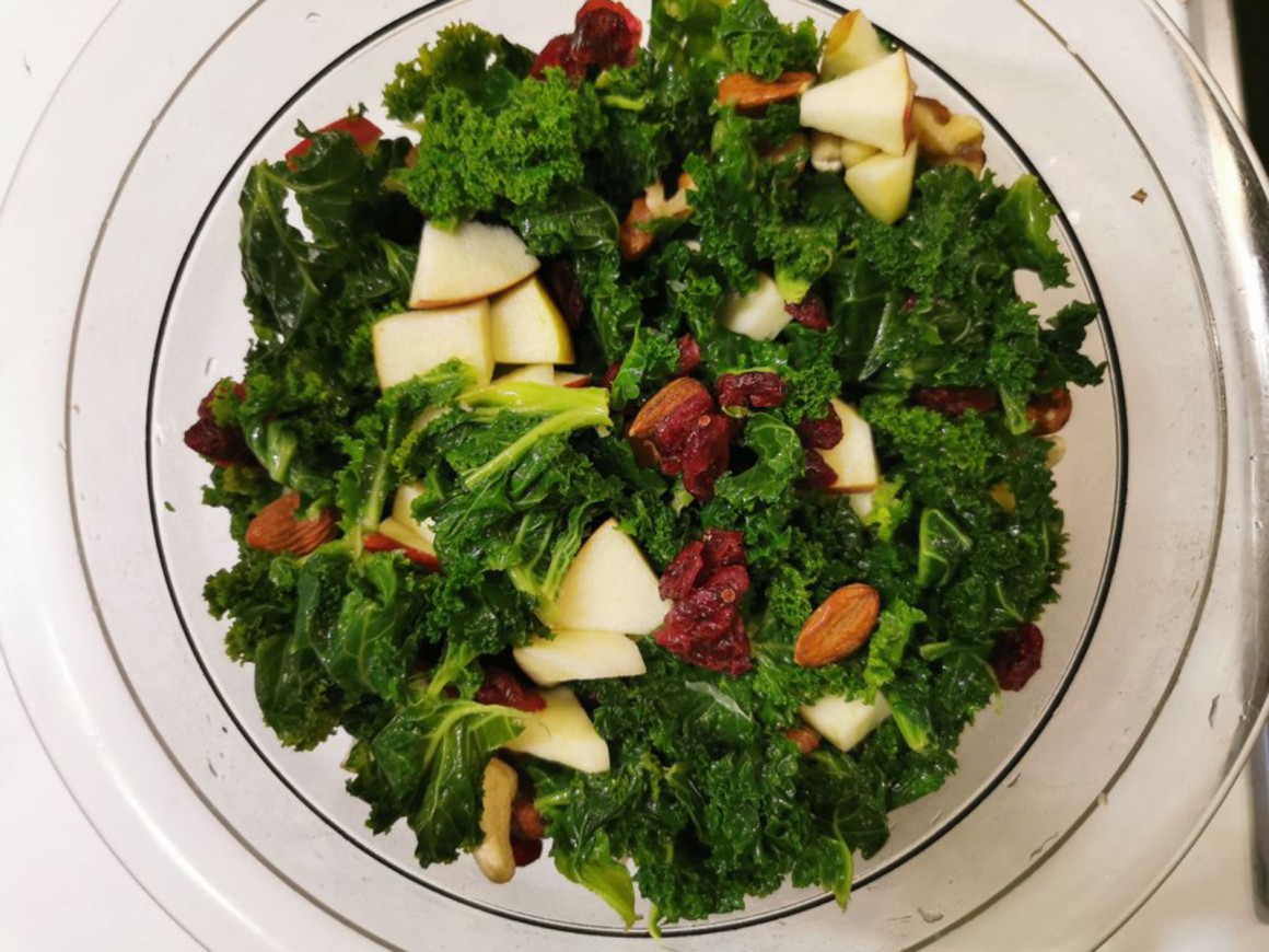 Grünkohlsalat