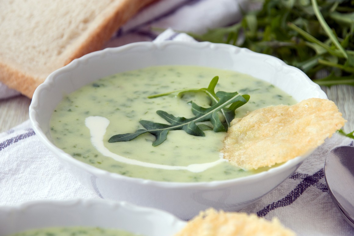 Rucolasuppe mit Parmesan