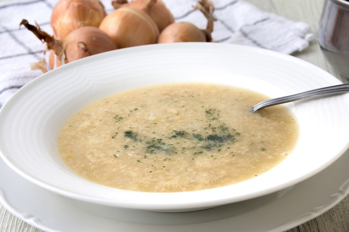 Hirse-Zwiebel-Suppe
