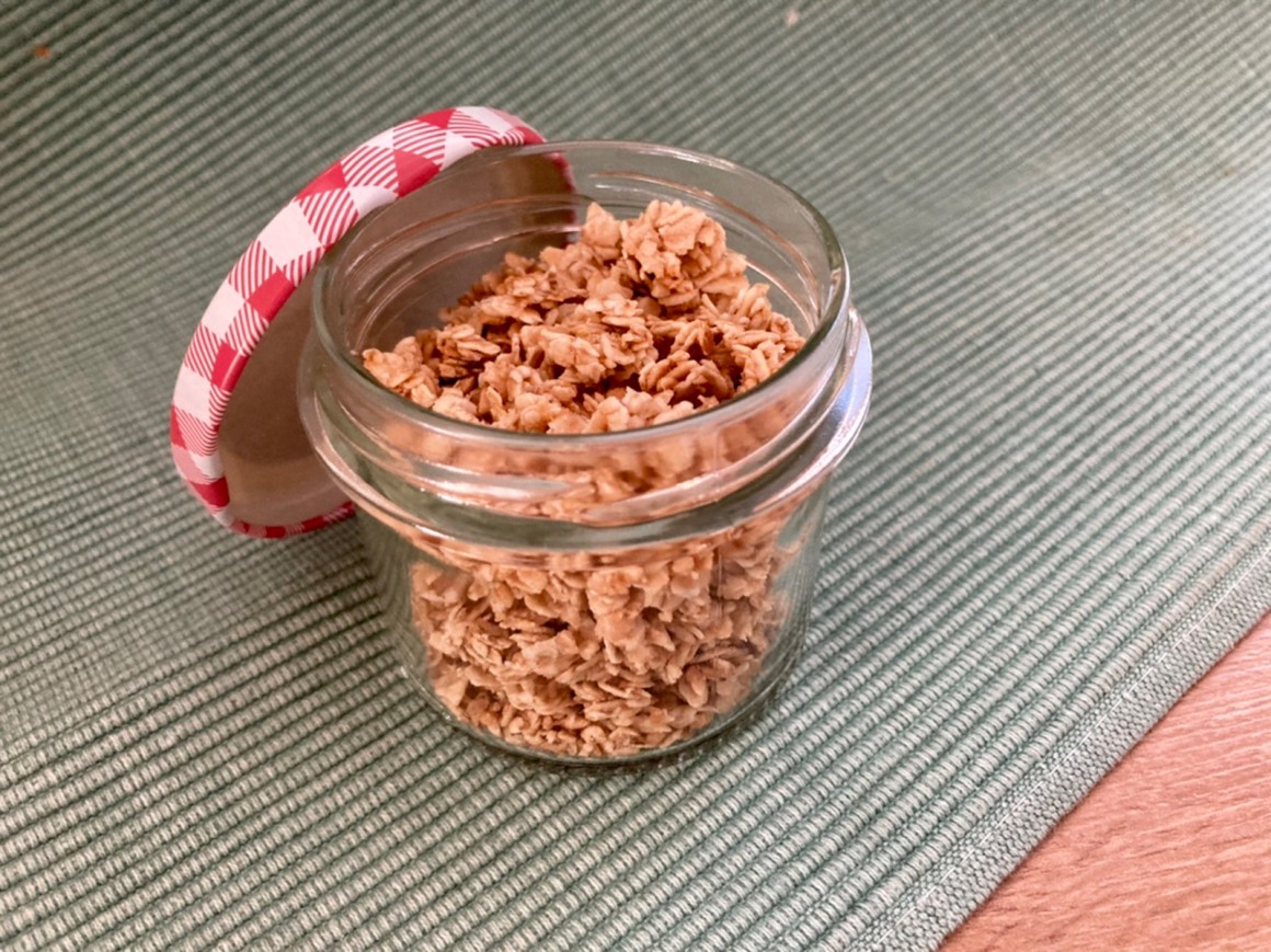 Veganes Granolamüsli