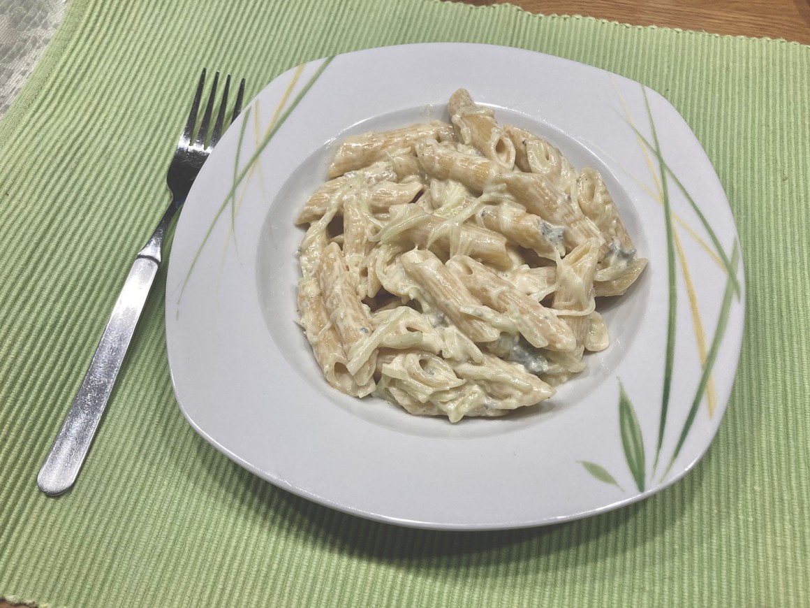 Pasta mit Kohlrabi und Käse