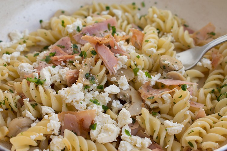 Spirelli mit Hüttenkäse