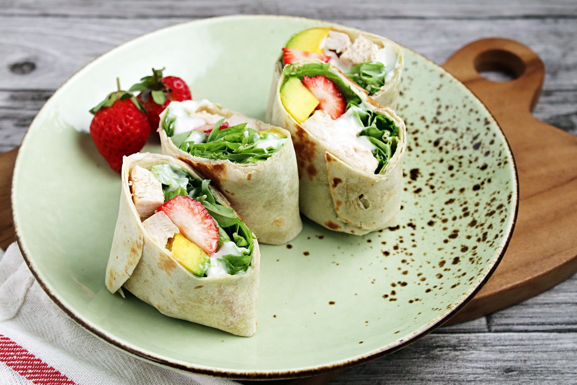 Puten Wrap mit Avocado & Erdbeeren