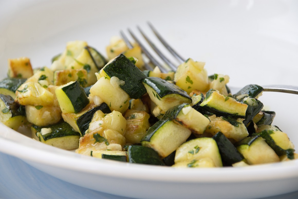 Zucchini mit Minze