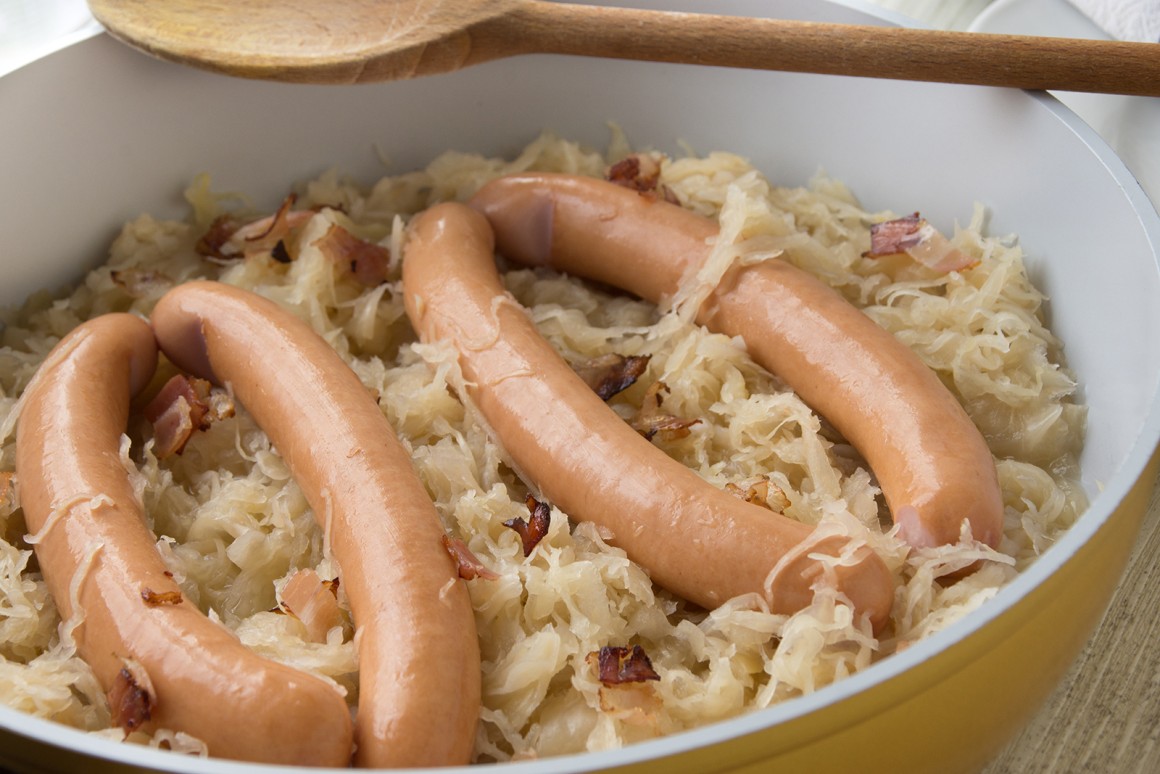 Südtiroler Sauerkraut mit Würstchen - Rezept