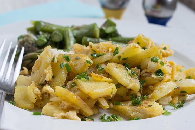Bratkartoffelpfanne mit Ei