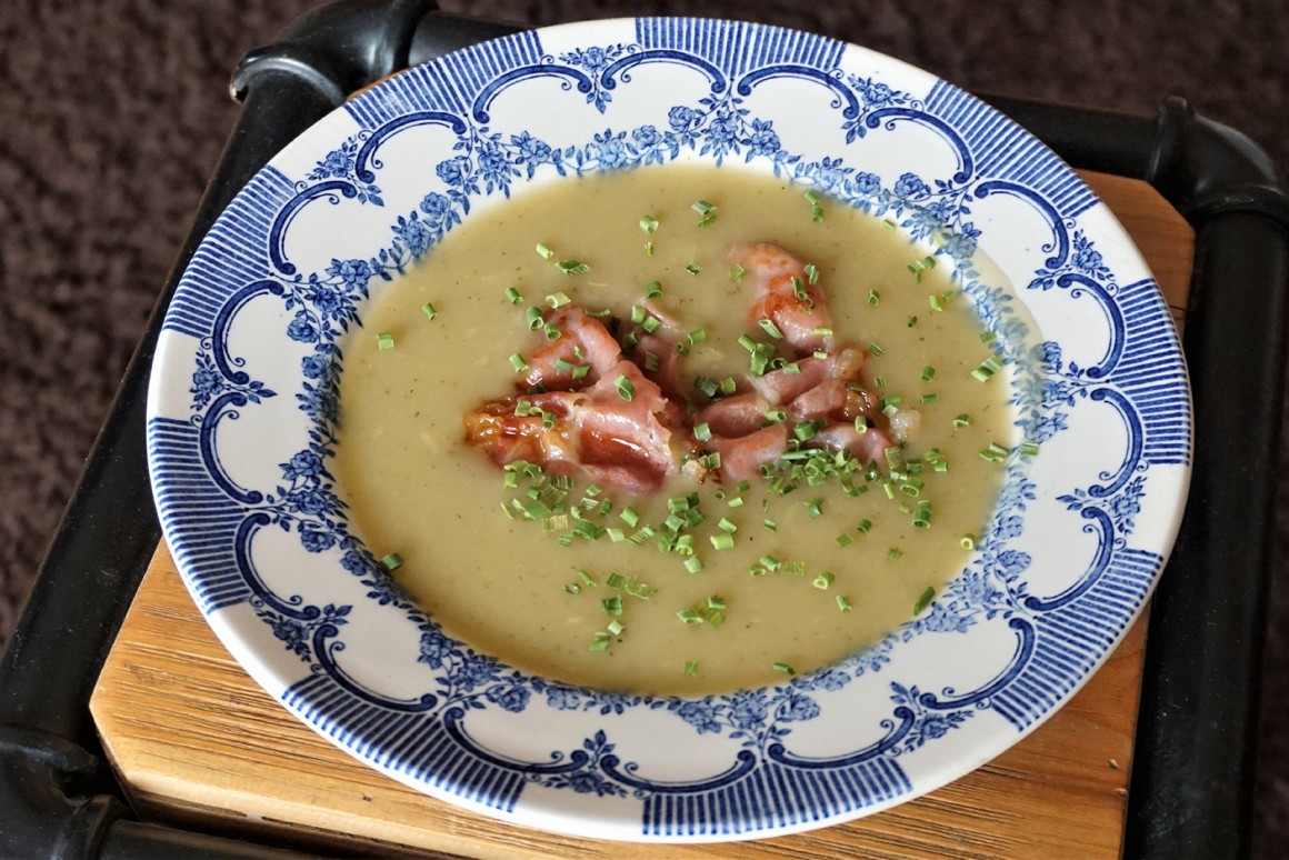 Staudensellerie-Kartoffelsuppe