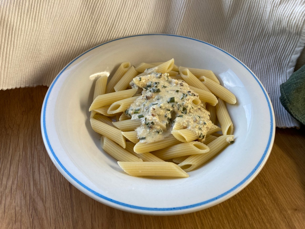 Nudeln mit Knoblauchsauce