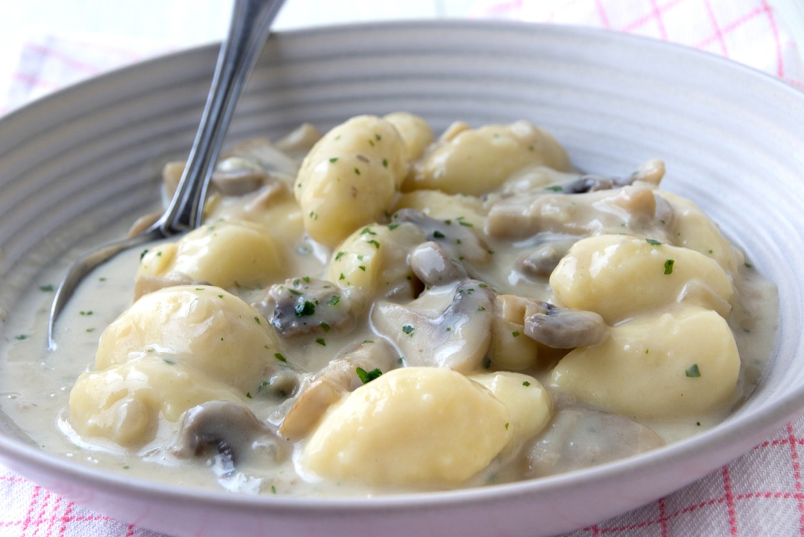 Kartoffelnocken mit Champignons