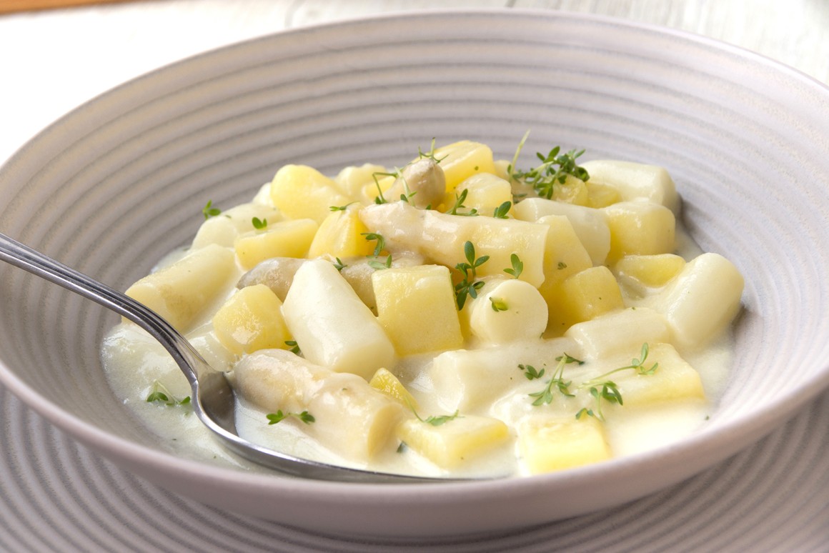 Spargelragout mit Kartoffeln